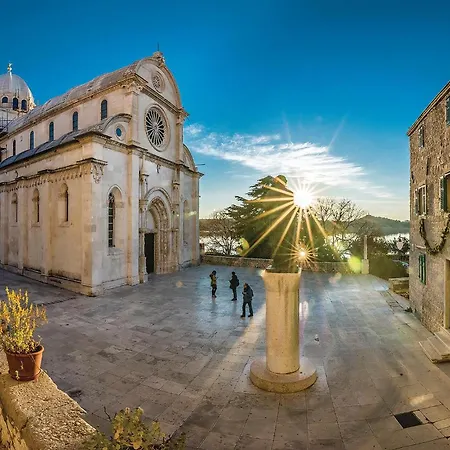 3 Bedroom In Appartamento