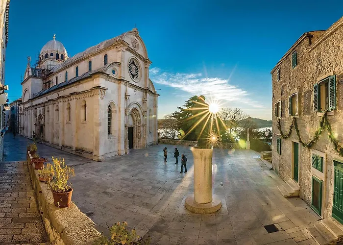 3 Bedroom In Апартаменты